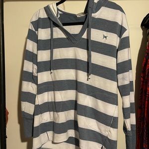 Black dog sweatshirt